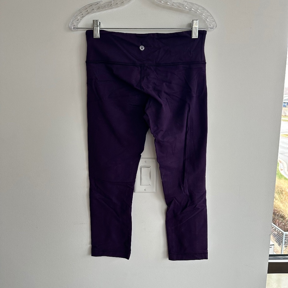 Lululemon Wunder under luxtreme cropped leggings in purple